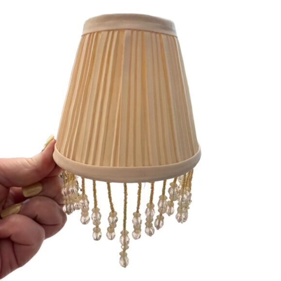 🎉SALE🎉 Beaded Mini Lampshade Cream Silver BOHO 70s Cottage Shabby Chic Pleated - Picture 7 of 7